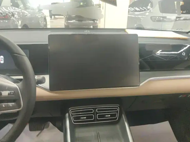 BYD Song Pro — Фото автомобиля 13