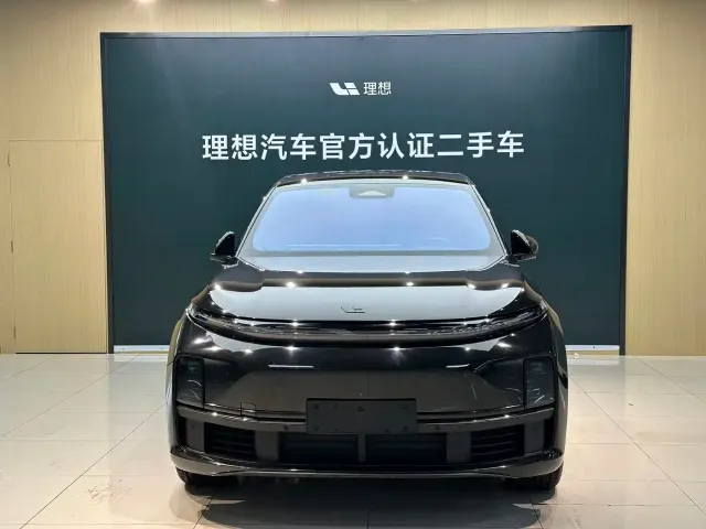 Li Auto L7 — Фото автомобиля 2