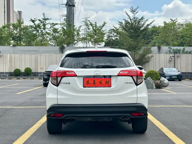 Honda Vezel — Фото автомобиля 6