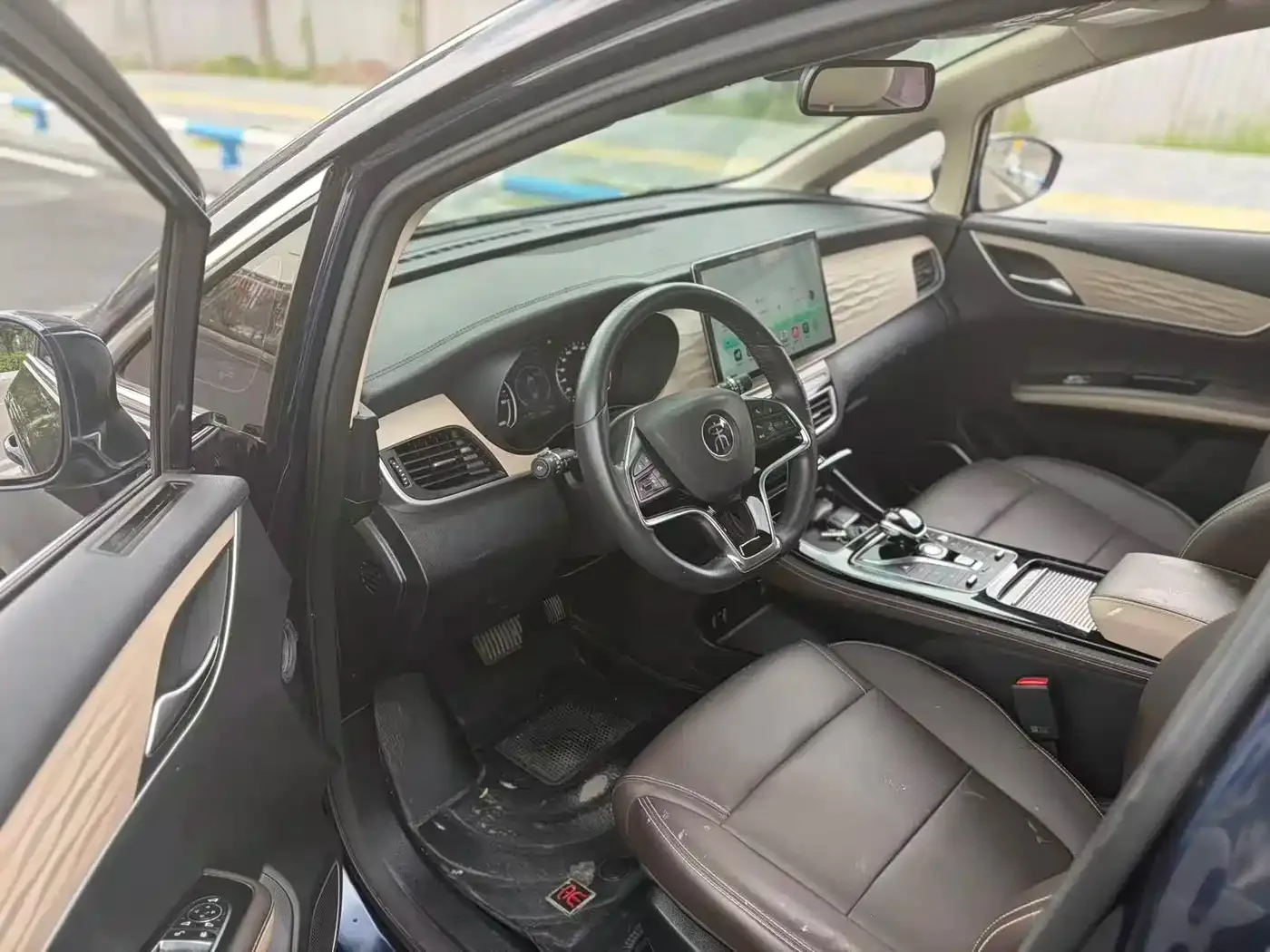 BYD Song MAX New Energy 2022 DM-i 105KM Flagship Model — Фото автомобиля 8