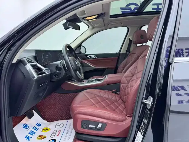 BMW X5 — Фото автомобиля 10