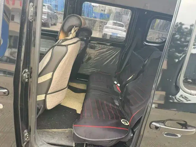 Wuling Zhiguang NEV — Фото автомобиля 16