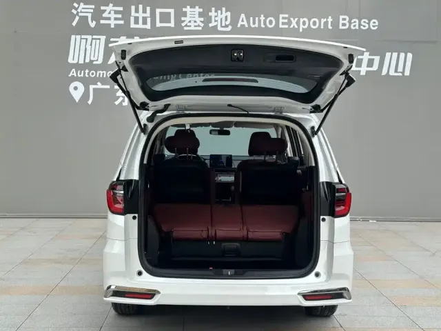 Honda Odyssey — Фото автомобиля 14
