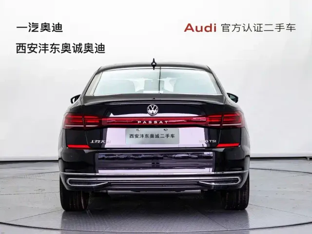 Volkswagen Passat — Фото автомобиля 4