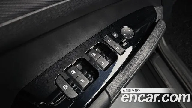 Kia Sportage Sportage 5-е поколение Бензин 1.6 турбо 2WD — Фото автомобиля 19