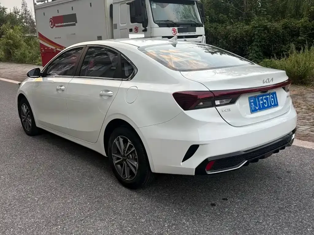 Kia Kia K3 2023 Model 1.5L CVT Luxury Edition — Фото автомобиля 4