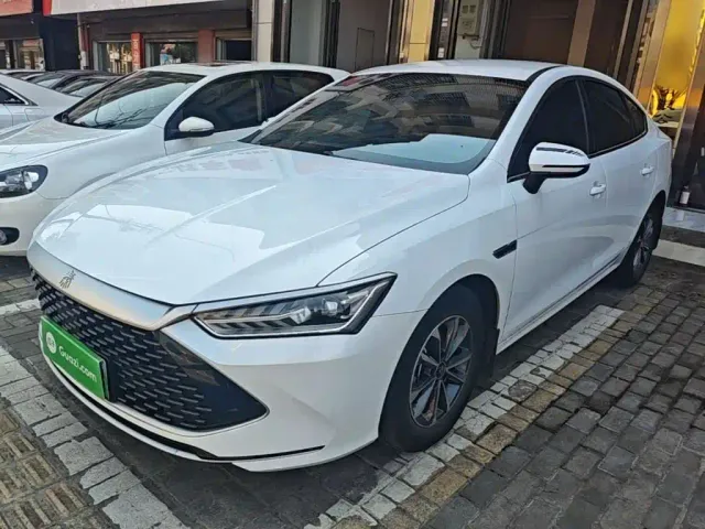 Фотография автомобиля — BYD Qin PLUS