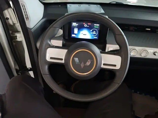 Wuling Hongguang Mini EV — Фото автомобиля 10