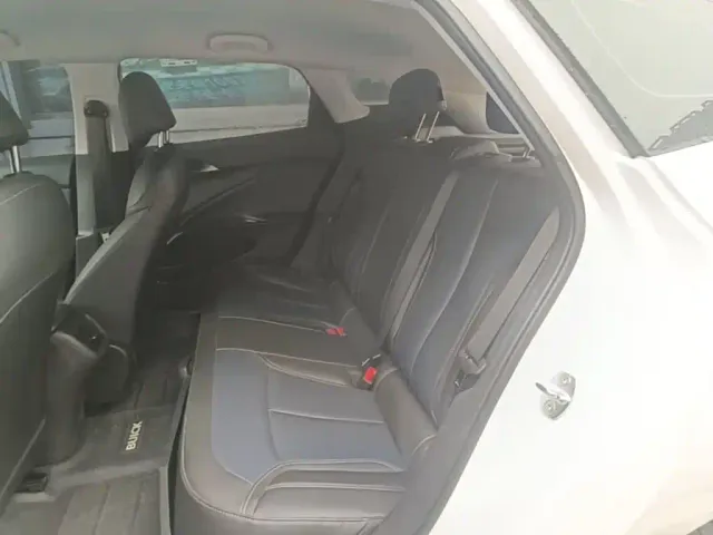 Buick Velite 6 — Фото автомобиля 16
