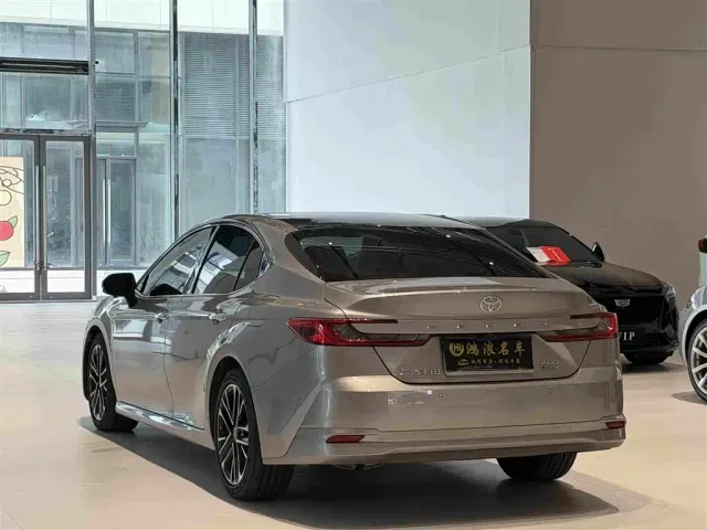 Toyota Camry — Фото автомобиля 9