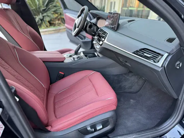 BMW 5 Series — Фото автомобиля 6