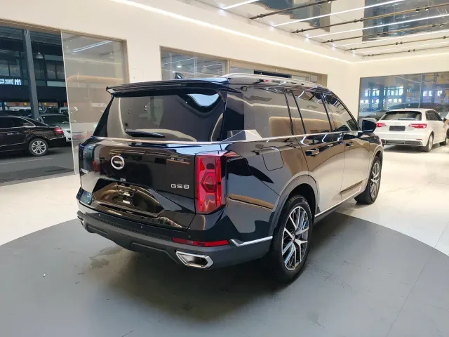 GAC Trumpchi GS8 — Фото автомобиля 5