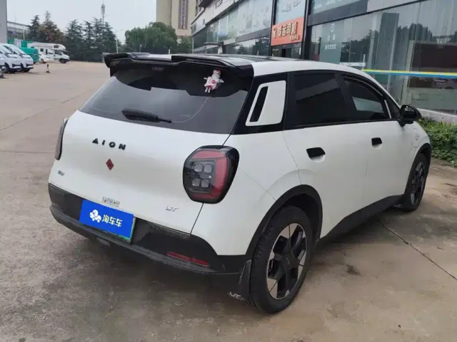 GAC Aion UT — Фото автомобиля 3