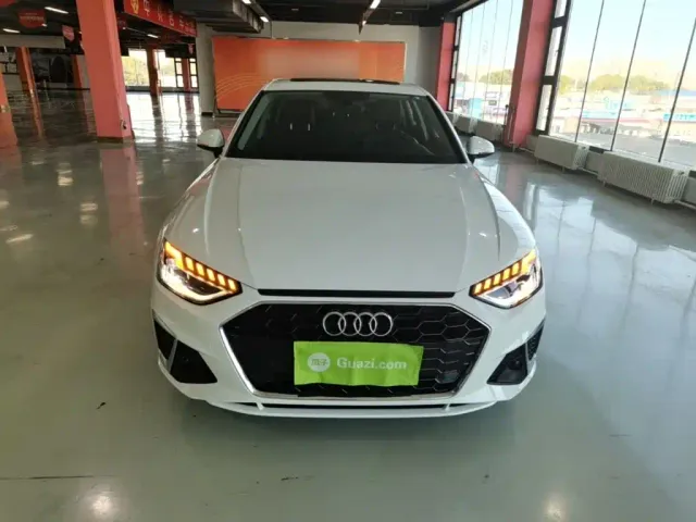 Audi A4L — Фото автомобиля 2