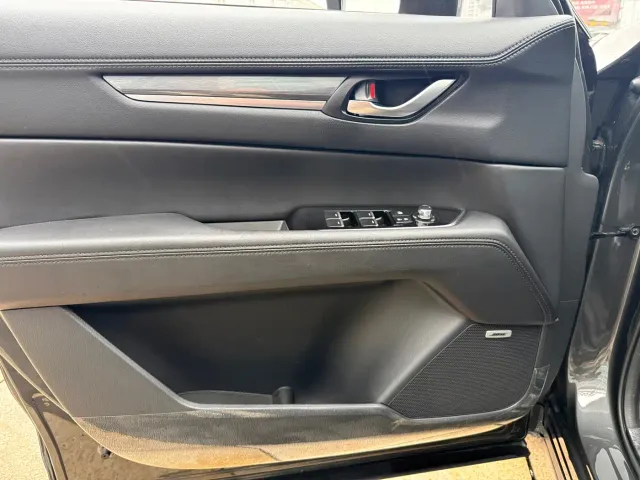 Mazda CX-8 — Фото автомобиля 10
