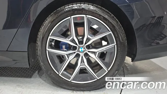 BMW 5-Series — Фото автомобиля 20