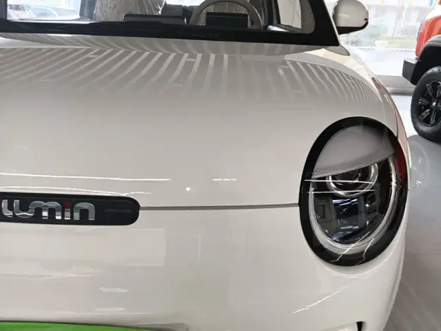 Changan Lumin — Фото автомобиля 23