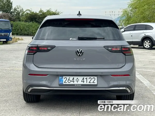 Volkswagen Golf Golf 8 поколение 2.0 TDI Prestige — Фото автомобиля 4