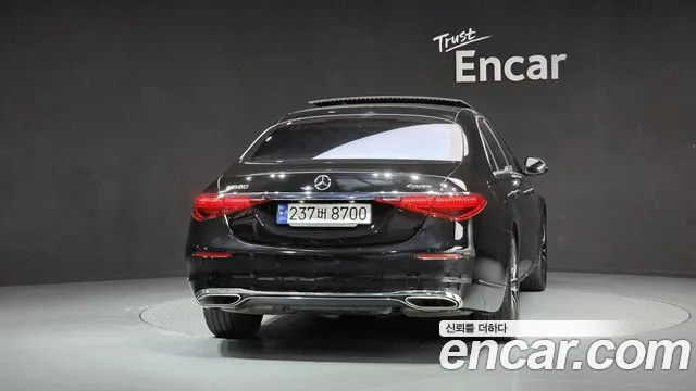 Mercedes-Benz S-Class — Фото автомобиля 4