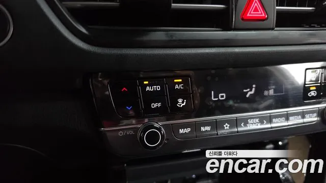 Kia Seltos Новый Seltos Бензин 2.0 2WD — Фото автомобиля 30