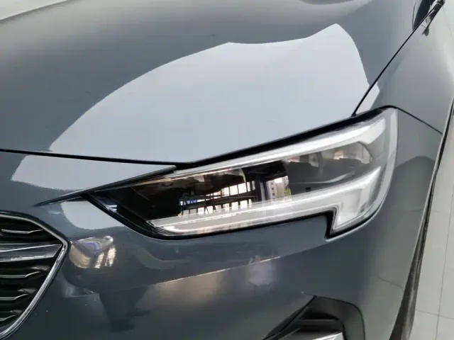Buick Regal — Фото автомобиля 7