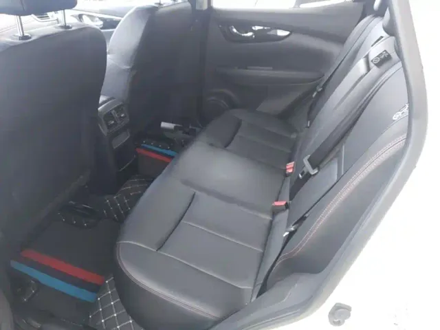 Nissan Qashqai — Фото автомобиля 16