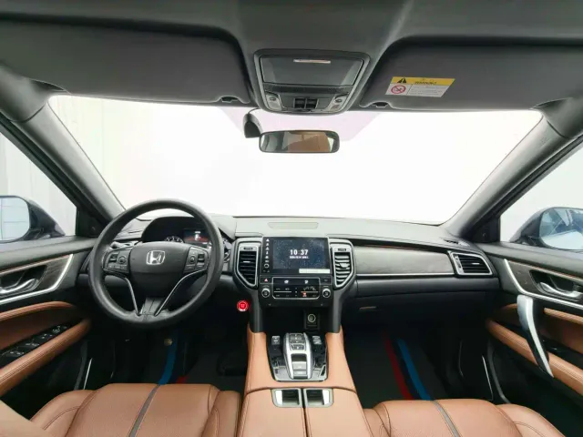 Honda UR-V — Фото автомобиля 11