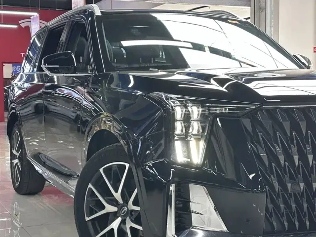 GAC Trumpchi GS8 — Фото автомобиля 6