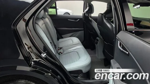 Kia Niro Signature — Фото автомобиля 9
