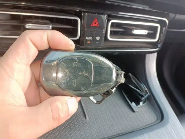 GAC Trumpchi GS8 — Фото автомобиля 11