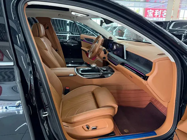 Hongqi H9 — Фото автомобиля 8