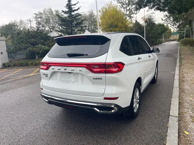 Haval M6 — Фото автомобиля 12