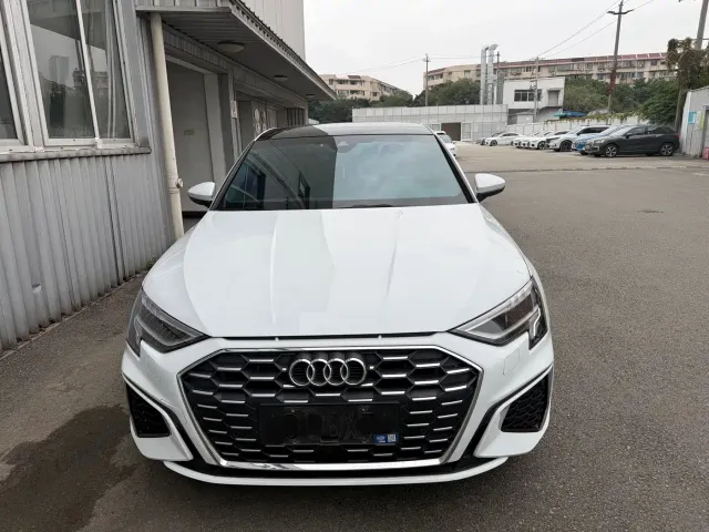 Audi A3 — Фото автомобиля 3
