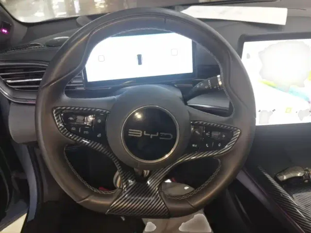 BYD Seal — Фото автомобиля 10