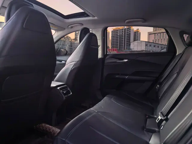 Changan Eado — Фото автомобиля 10