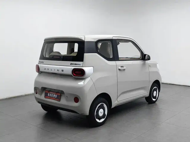 Wuling Hongguang Mini EV — Фото автомобиля 2