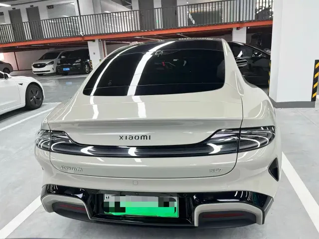 Xiaomi SU7 — Фото автомобиля 15