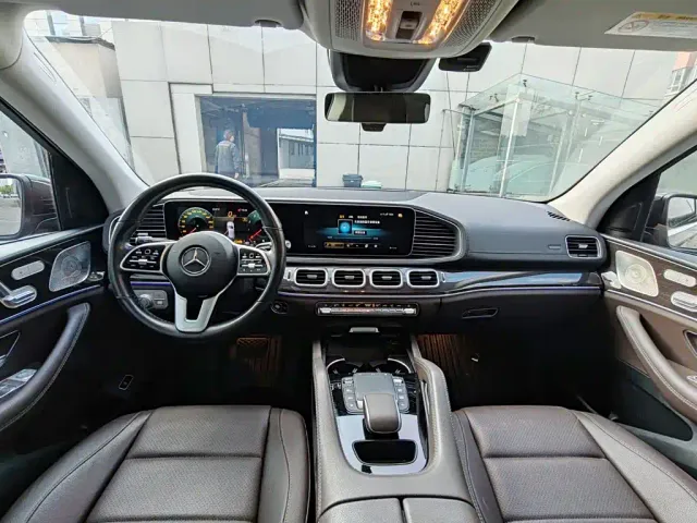 Mercedes-Benz GLE-Class — Фото автомобиля 16
