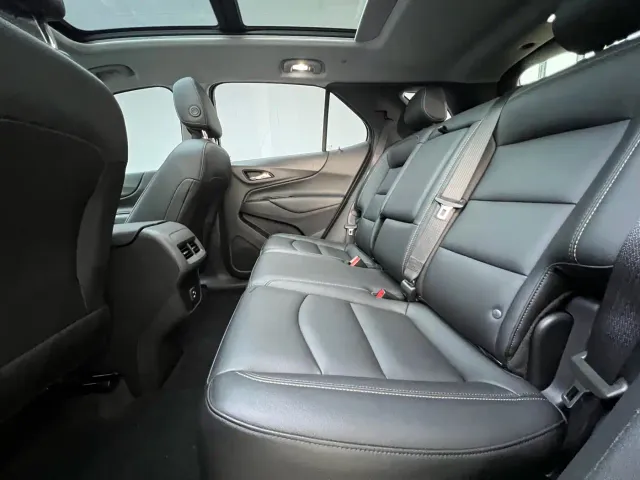 Chevrolet Equinox — Фото автомобиля 20