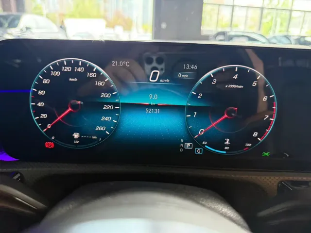 Mercedes-Benz A-Class — Фото автомобиля 11