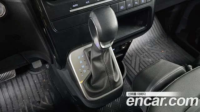 Hyundai Staria Новый Staria — Фото автомобиля 9