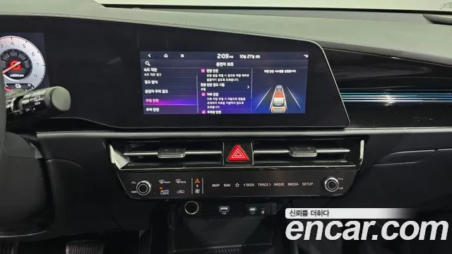 Kia Niro The All New — Фото автомобиля 14
