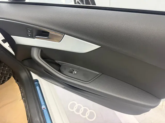 Audi A4L — Фото автомобиля 12