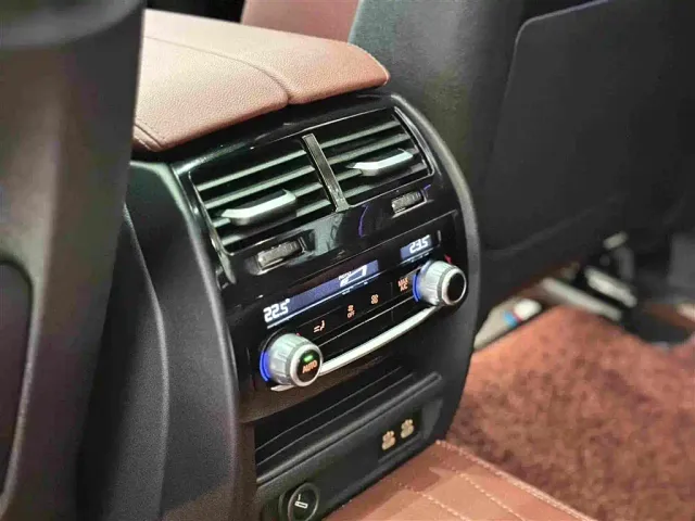 BMW 5 Series — Фото автомобиля 28