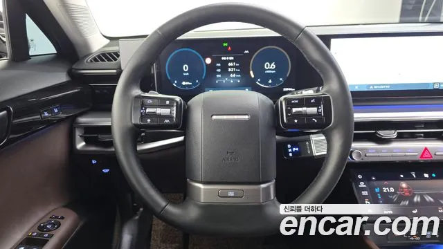 Hyundai Grandeur GN7 — Фото автомобиля 15