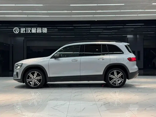 Mercedes-Benz GLB-Class — Фото автомобиля 2