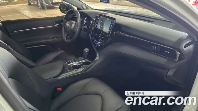 Toyota Camry XV70 — Фото автомобиля 20