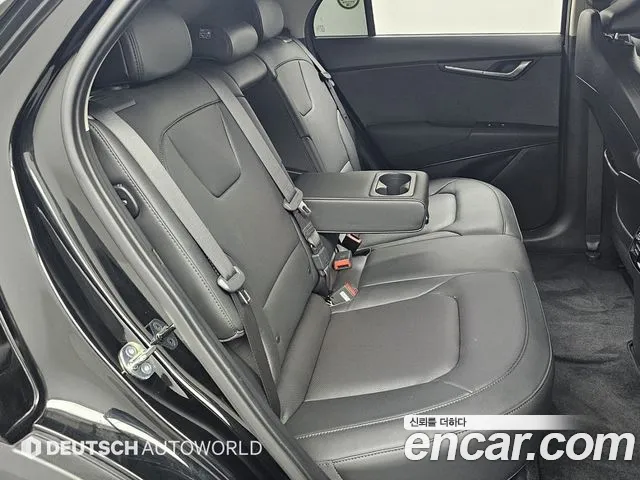 Kia Niro — Фото автомобиля 12