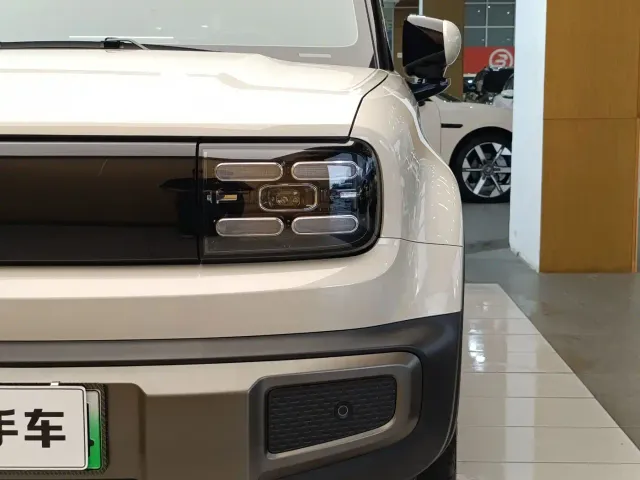 Baojun Yep Plus — Фото автомобиля 2