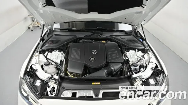 Mercedes-Benz E-Class — Фото автомобиля 6